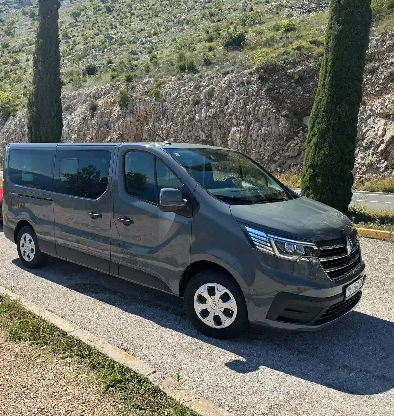 Local taxi hotel pickup on Makarska Riviera